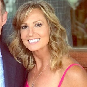 Meet your Posher, Renee